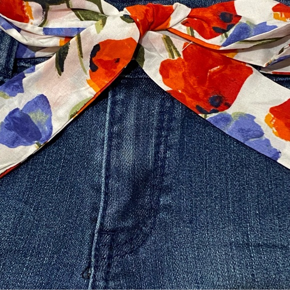 GUESS DENIM GIRL POPPY SASH ADJUSTABLE RUFFLE SHORTS - Picture 2 of 6